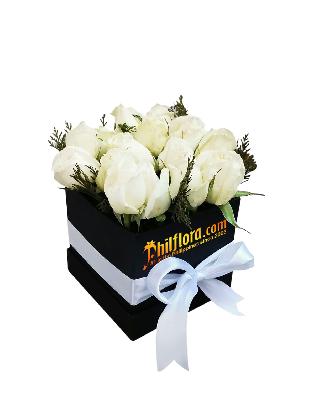 White Roses Love Box