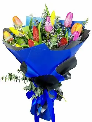 chic-stylish-tulips-bouquet