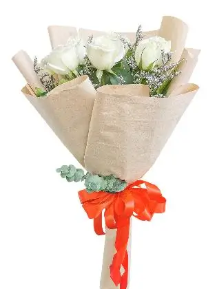 petite-white-roses