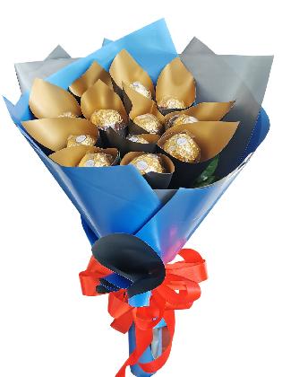 lovely-sweet-ferrero-bouquet