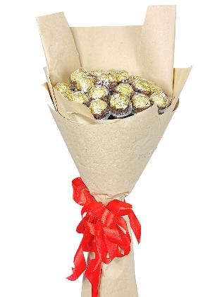 luscious-ferrero-bouquet