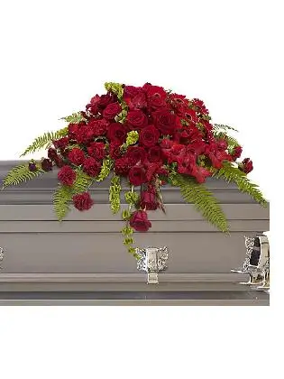 sympathy-and-warm-thoughts-casket-arrangement