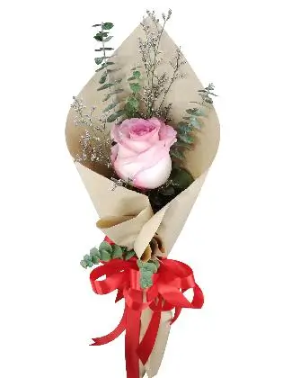 light-hearted-roses-bouquet